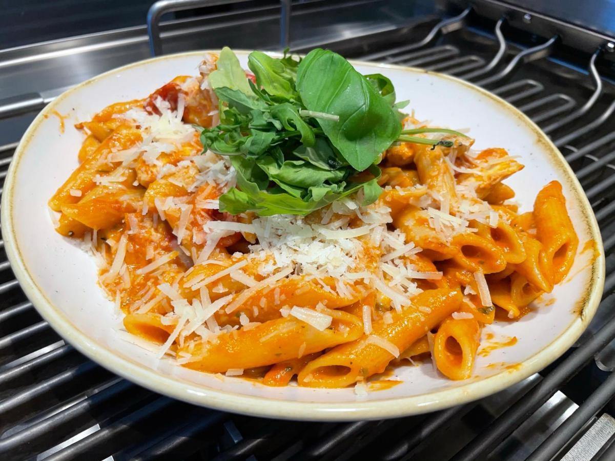 Hotel Am Stadion Vanino Cucina Italian 빌레펠트 외부 사진