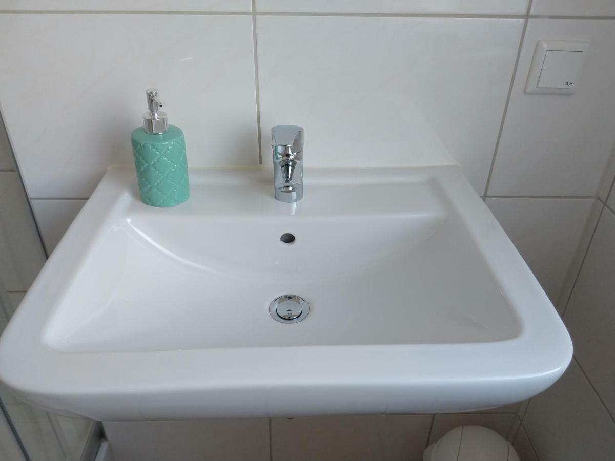 Hotel Am Stadion Vanino Cucina Italian 빌레펠트 외부 사진