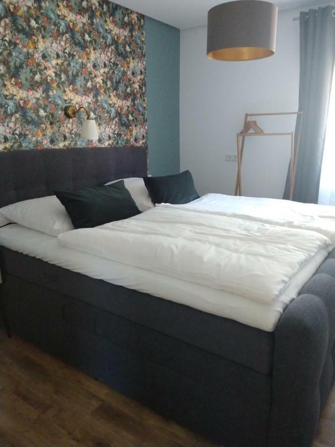 Hotel Am Stadion Vanino Cucina Italian 빌레펠트 외부 사진