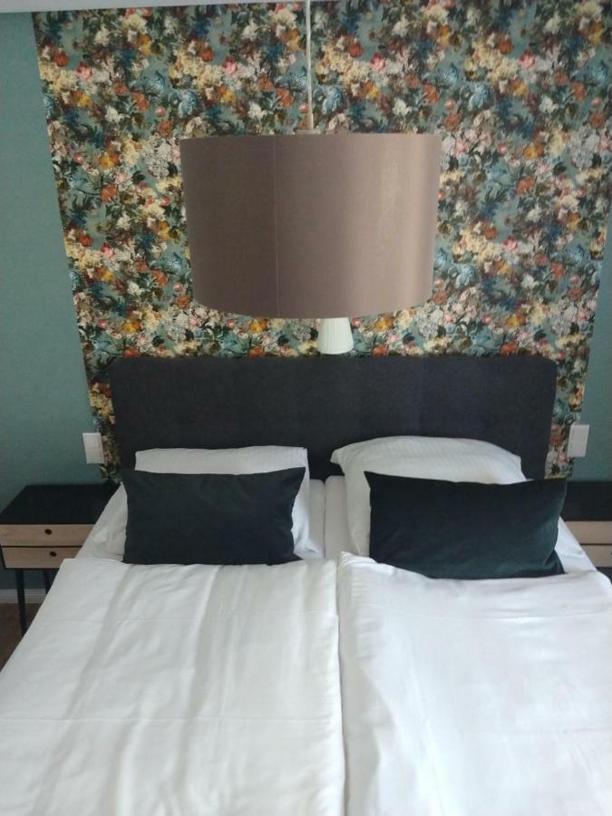 Hotel Am Stadion Vanino Cucina Italian 빌레펠트 외부 사진